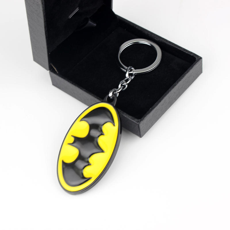 Chaveiro de metal oval preto e - Car Accessories Gifts For Men avaliação e preço