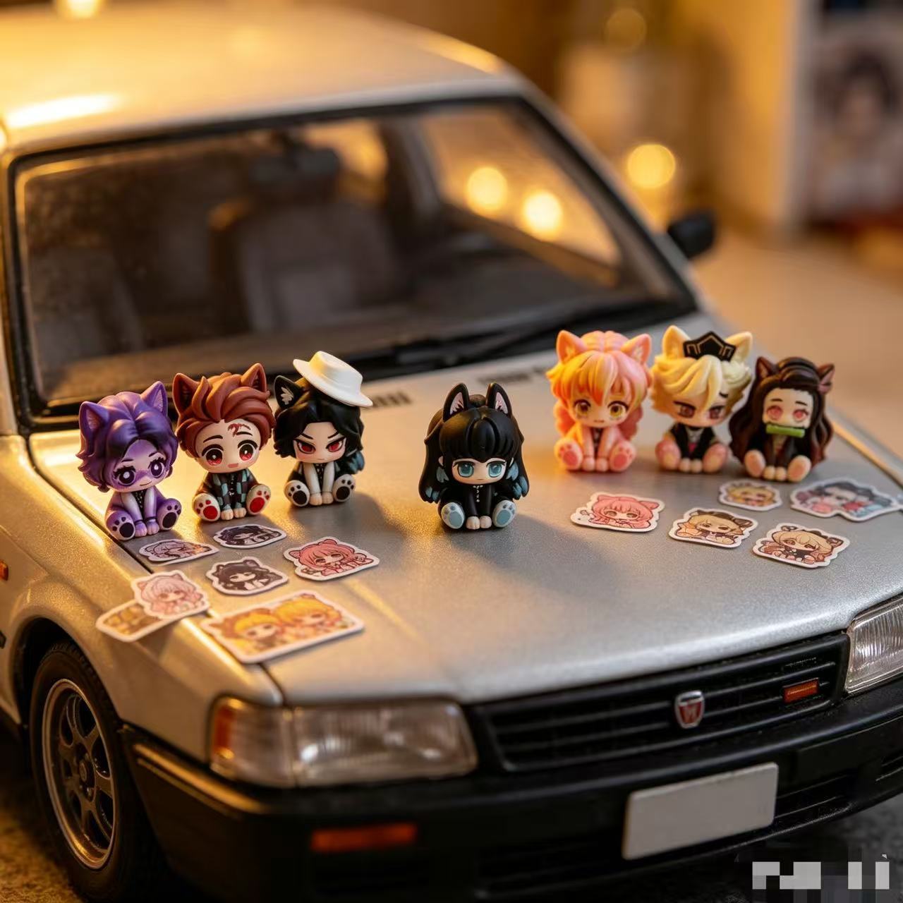 Figurinha Chibi Fofa de Demon  - Car Accessories Papar avaliação e preço